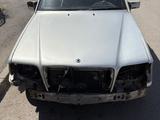 Mercedes-Benz E 220 1994 года за 50 000 тг. в Астана