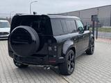 Land Rover Defender 2026 годаүшін78 000 000 тг. в Алматы – фото 2