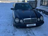 Mercedes-Benz E 230 1997 года за 2 000 000 тг. в Караганда