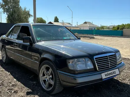 Mercedes-Benz E 280 1994 года за 2 350 000 тг. в Жосалы