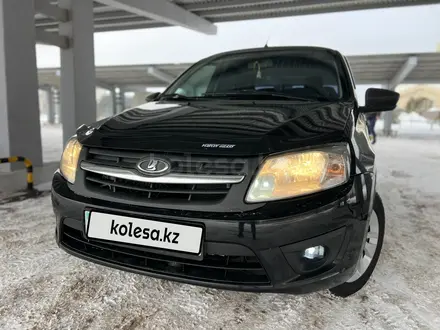 ВАЗ (Lada) Granta 2190 2015 года за 3 650 000 тг. в Астана