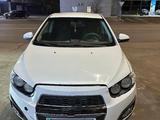 Chevrolet Aveo 2013 года за 2 800 000 тг. в Атырау – фото 3