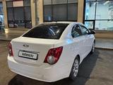 Chevrolet Aveo 2013 года за 2 800 000 тг. в Атырау – фото 5