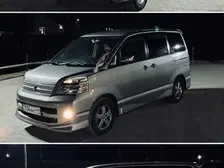 Toyota Voxy, 2007