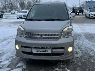 Toyota Voxy, 2007