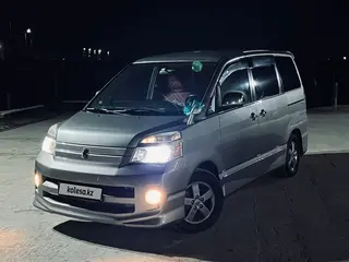 Toyota Voxy, 2007