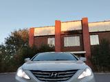 Hyundai Sonata 2012 годаүшін6 150 000 тг. в Караганда – фото 2