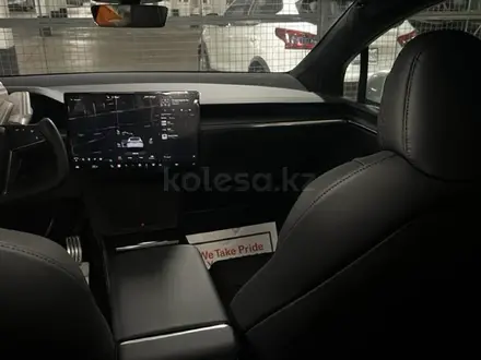 Tesla Model X 2023 года за 43 500 000 тг. в Алматы – фото 4