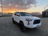 Toyota 4Runner 2018 годаүшін16 500 000 тг. в Актау – фото 2