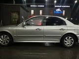 Hyundai Sonata 2003 года за 2 600 000 тг. в Шымкент – фото 4