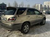 Lexus RX 300 2002 годаfor5 100 000 тг. в Астана