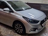 Hyundai Accent 2018 года за 7 500 000 тг. в Караганда – фото 2