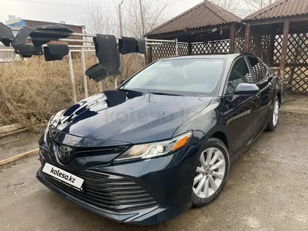 Toyota Camry 2019 года за 8 200 000 тг. в Уральск – фото 3