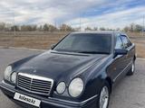Mercedes-Benz E 200 1997 года за 1 600 000 тг. в Караганда – фото 3