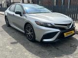 Toyota Camry 2021 годаfor14 000 000 тг. в Алматы – фото 3