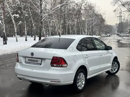 Volkswagen Polo 2015 года за 6 100 000 тг. в Алматы – фото 5