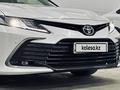 Toyota Camry 2022 года за 15 500 000 тг. в Костанай – фото 4