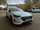 Hyundai Sonata 2023 годаfor12 500 000 тг. в Байконыр – фото 5