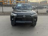 Toyota 4Runner 2021 годаfor18 000 000 тг. в Актобе – фото 2
