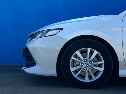 Toyota Camry 2020 года за 11 890 000 тг. в Алматы – фото 6