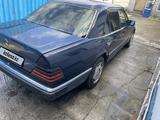 Mercedes-Benz E 230 1990 года за 1 000 000 тг. в Семей – фото 3