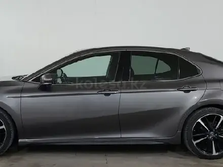 Toyota Camry 2019 года за 11 000 000 тг. в Алматы – фото 3