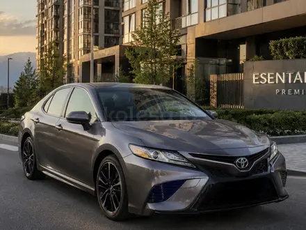 Toyota Camry 2019 года за 11 000 000 тг. в Алматы