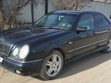 Mercedes-Benz E 320 1998 года за 2 400 000 тг. в Жезказган – фото 2