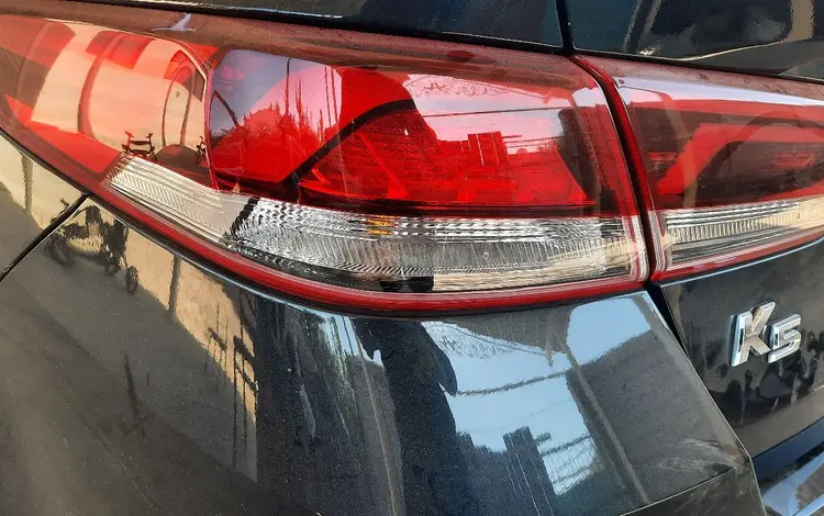 Kia K5 задний фонарь 2019-2020үшін1 000 тг. в Алматы