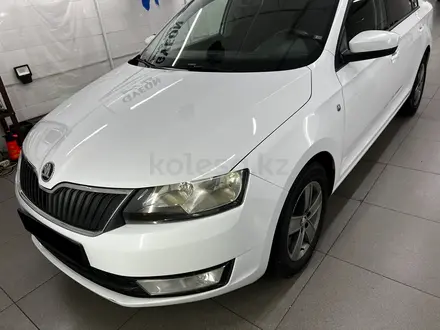 Skoda Rapid 2014 года за 5 300 000 тг. в Алматы – фото 2