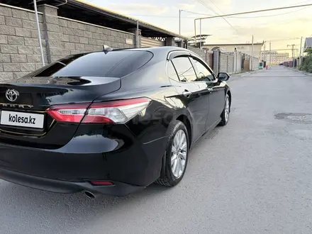 Toyota Camry 2019 года за 12 500 000 тг. в Алматы – фото 4