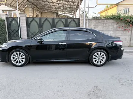Toyota Camry 2019 года за 12 500 000 тг. в Алматы – фото 6