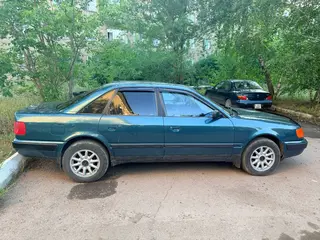 Audi 100, 1992