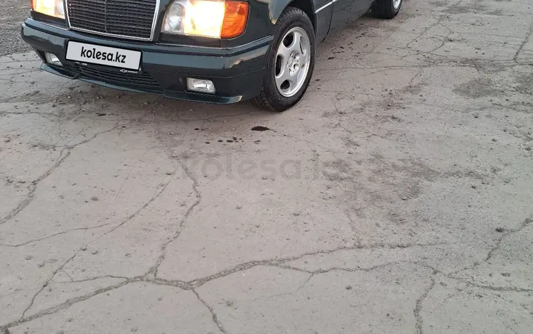 Mercedes-Benz E 280 1991 годаfor1 600 000 тг. в Астана