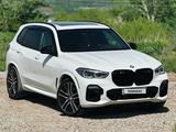 BMW X5 2019 года за 30 000 000 тг. в Алматы – фото 2