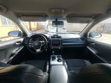 Toyota Camry 2013 года за 5 500 000 тг. в Атырау