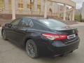 Toyota Camry 2020 года за 11 800 000 тг. в Уральск – фото 4