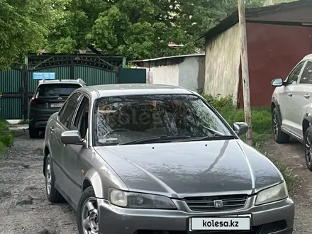 Honda Accord 1998 года за 1 850 000 тг. в Алматы – фото 2