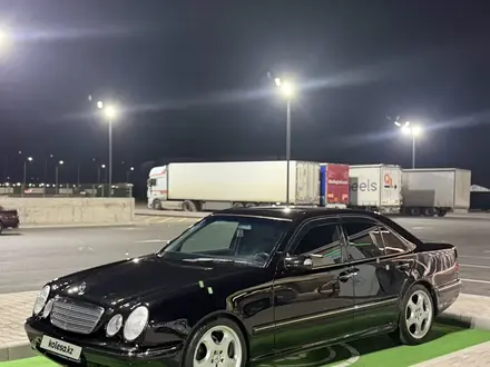 Mercedes-Benz E 320 2000 года за 4 000 000 тг. в Шымкент – фото 5