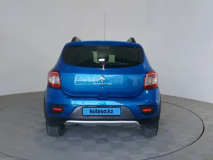 Renault Sandero Stepway 2017 года за 4 790 000 тг. в Атырау – фото 6