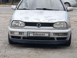 Volkswagen Golf 1996 года за 2 100 000 тг. в Алматы