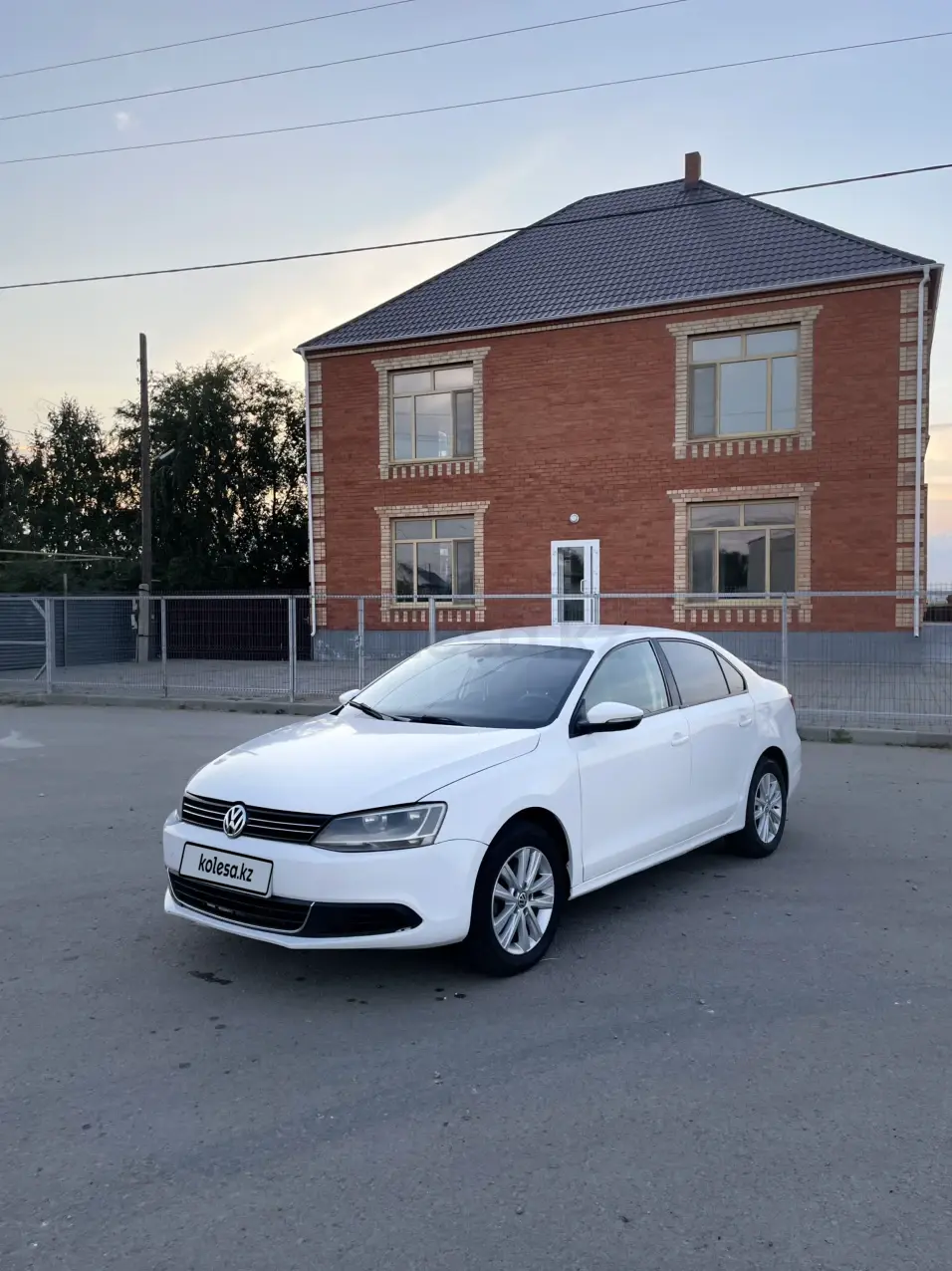 Volkswagen Jetta, 2013