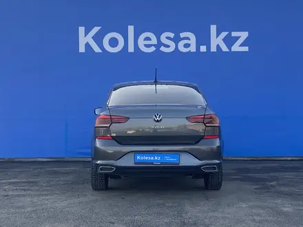 Volkswagen Polo 2021 года за 10 270 000 тг. в Алматы – фото 4