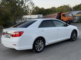 Toyota Camry 2014 года за 8 100 000 тг. в Караганда – фото 3