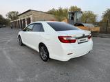 Toyota Camry 2014 года за 8 100 000 тг. в Караганда – фото 5
