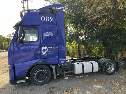 Volvo  FH 2013 года за 15 400 000 тг. в Алматы – фото 2