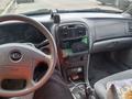 Kia Magentis 2004 года за 700 000 тг. в Тараз – фото 2