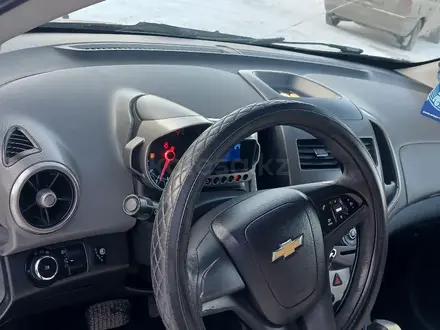 Chevrolet Aveo 2013 года за 2 950 000 тг. в Актобе – фото 7