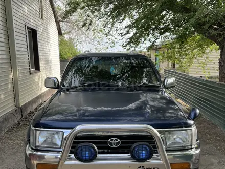 Toyota Hilux Surf 1993 года за 3 700 000 тг. в Семей – фото 2