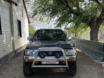 Toyota Hilux Surf 1993 года за 3 700 000 тг. в Семей